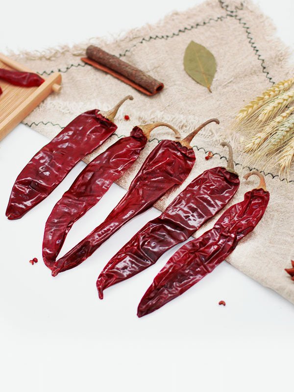 Dry red chili supplier and manufacturer